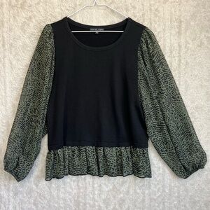 Kim & Cami Black Top with Green Animal Print Sheer Sleeves & Ruffle at Hem Sz L